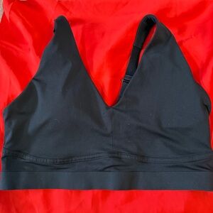 NWOT Fabletics Black Sports Bra
